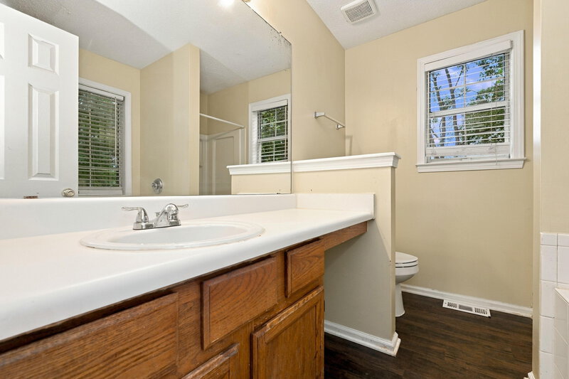 1,885/Mo, 153 Country Mill Ln Stockbridge, GA 30281 Primary Bathroom View