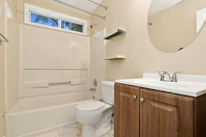 1,885/Mo, 153 Country Mill Ln Stockbridge, GA 30281 Bathroom View