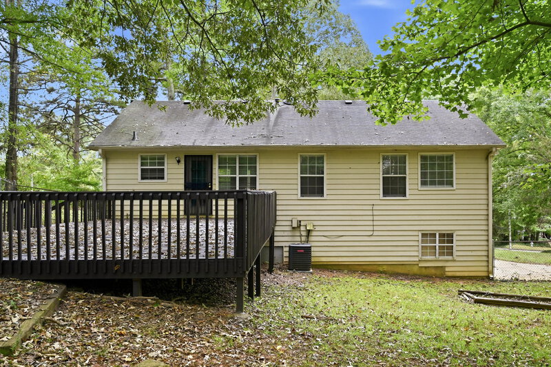 1,885/Mo, 153 Country Mill Ln Stockbridge, GA 30281 Rear View