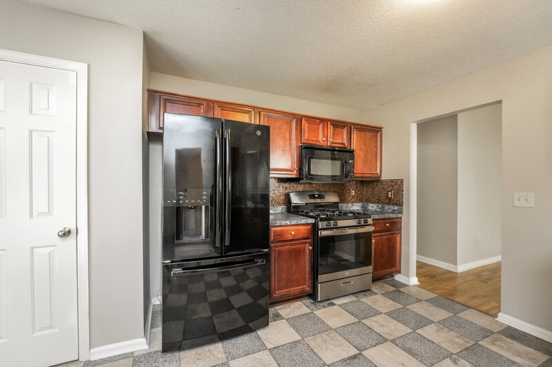 1,975/Mo, 5115 Bridle Point Pkwy Snellville, GA 30039 Kitchen View 2