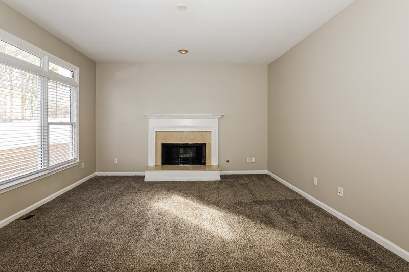 2,295/Mo, 312 Viceroy Curv Stockbridge, GA 30281 Living Room View 2