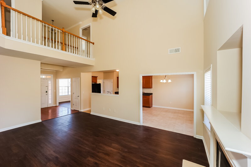 2,475/Mo, 605 Needle Rush Cir Locust Grove, GA 30248 Living Room View