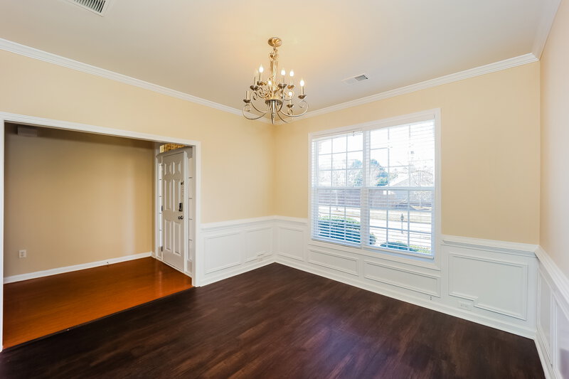 2,475/Mo, 605 Needle Rush Cir Locust Grove, GA 30248 Dining Room View