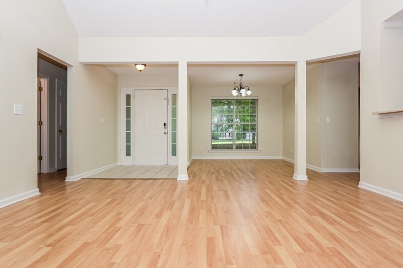 1,785/Mo, 190 Dillion Dr Hampton, GA 30228 Living Room View 2