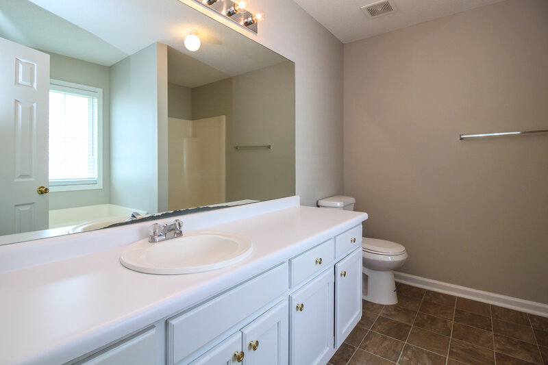 1,710/Mo, 2513 Morning Glory Pl Lawrenceville, GA 30044 Master Bathroom View 2