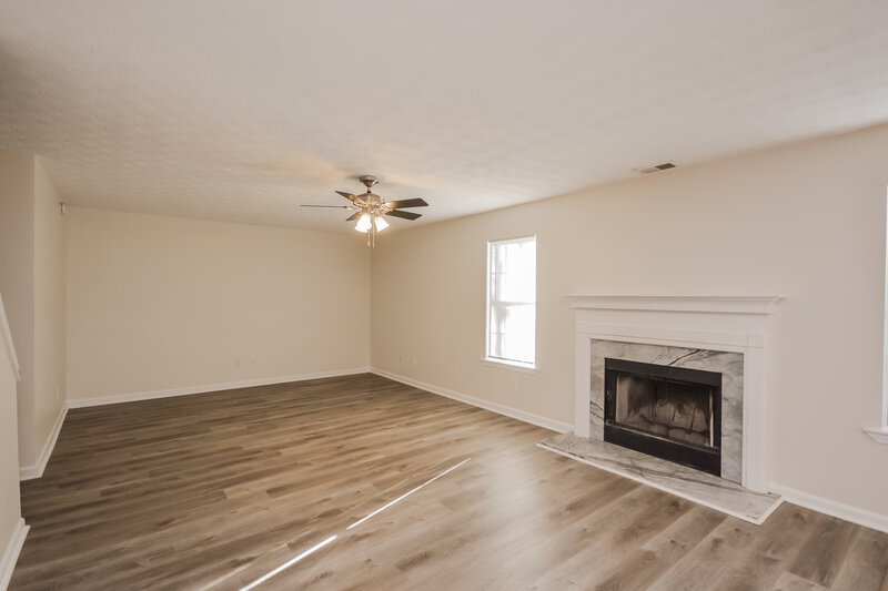 2,630/Mo, 40 Stallsworth Rd McDonough, GA 30252 Living Room View