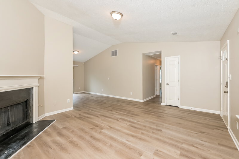 2,440/Mo, 316 Mill Glen Ct McDonough, GA 30252 Living Room View