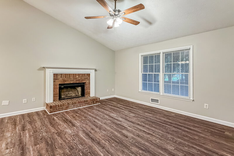 1,765/Mo, 140 Loxley Ct Douglasville, GA 30134 Living Room View 2