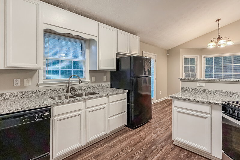 1,765/Mo, 140 Loxley Ct Douglasville, GA 30134 Kitchen View 2