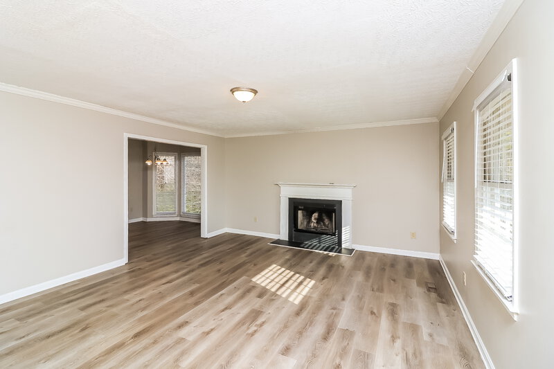 1,760/Mo, 23 Indian Trail Dr Powder Springs, GA 30127 Living Room View
