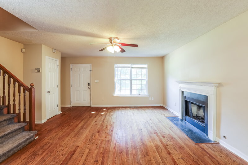 1,665/Mo, 200 Settlers Ridge Ln Hiram, GA 30141 Living Room View