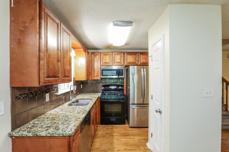 1,665/Mo, 200 Settlers Ridge Ln Hiram, GA 30141 Kitchen View