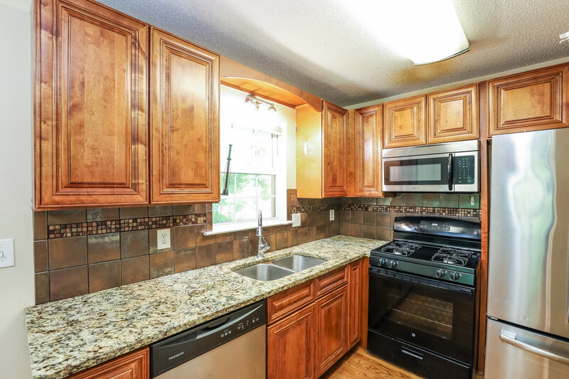 1,665/Mo, 200 Settlers Ridge Ln Hiram, GA 30141 Kitchen View 2