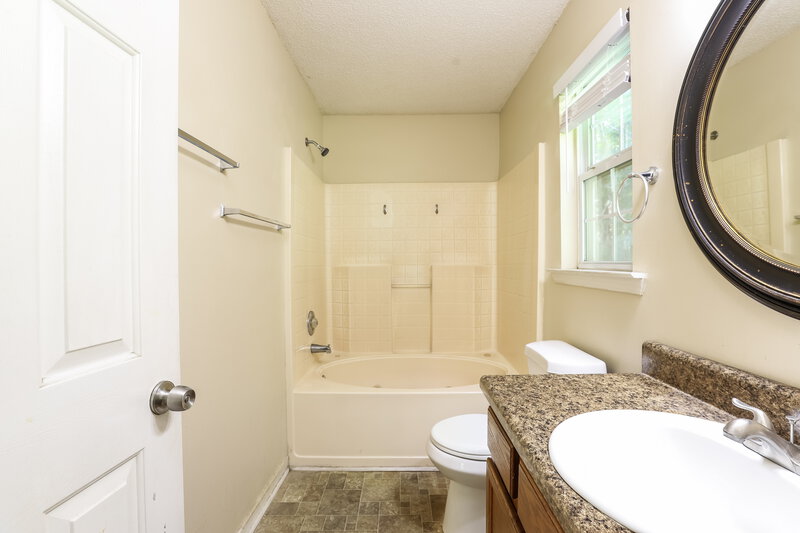 1,665/Mo, 200 Settlers Ridge Ln Hiram, GA 30141 Main Bathroom View