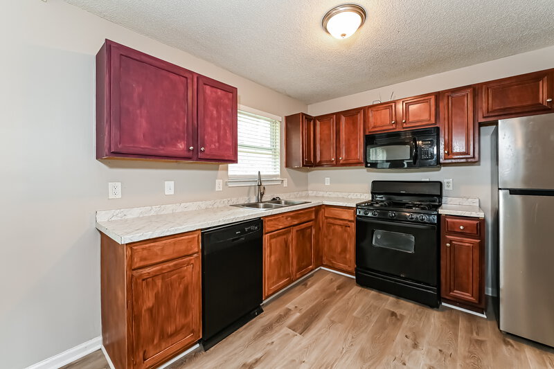 1,980/Mo, 4725 Bridle Point Pkwy Snellville, GA 30039 Kitchen View