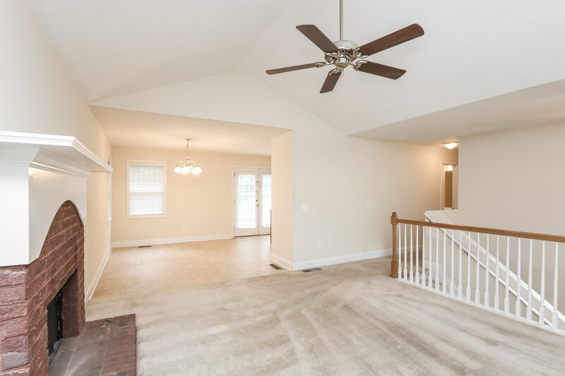 1,635/Mo, 11 Greatwood Dr White, GA 30184 Living Room View 2