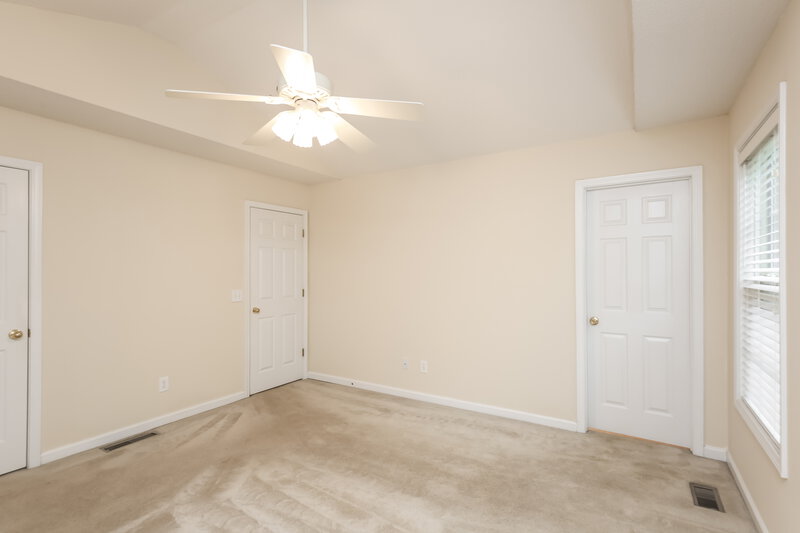 1,635/Mo, 11 Greatwood Dr White, GA 30184 Main Bedroom View 3