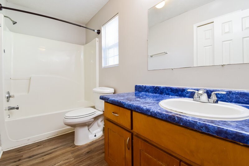 1,745/Mo, 5215 Austin Pl Forest Park, GA 30297 Main Bathroom View