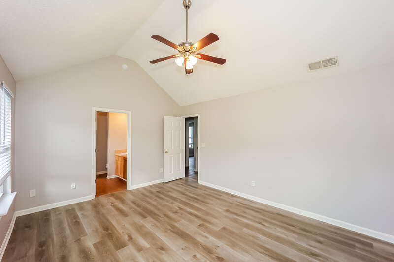 1,870/Mo, 346 Haverhill Ln Jonesboro, GA 30236 Main Bedroom View 2