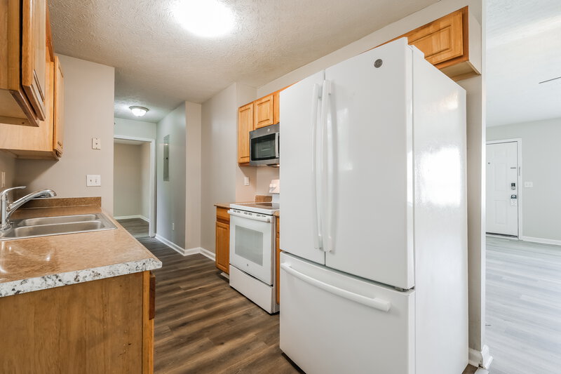 1,775/Mo, 22 Jordi Ct Newnan, GA 30263 Kitchen View