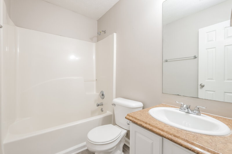 1,775/Mo, 22 Jordi Ct Newnan, GA 30263 Main Bathroom View