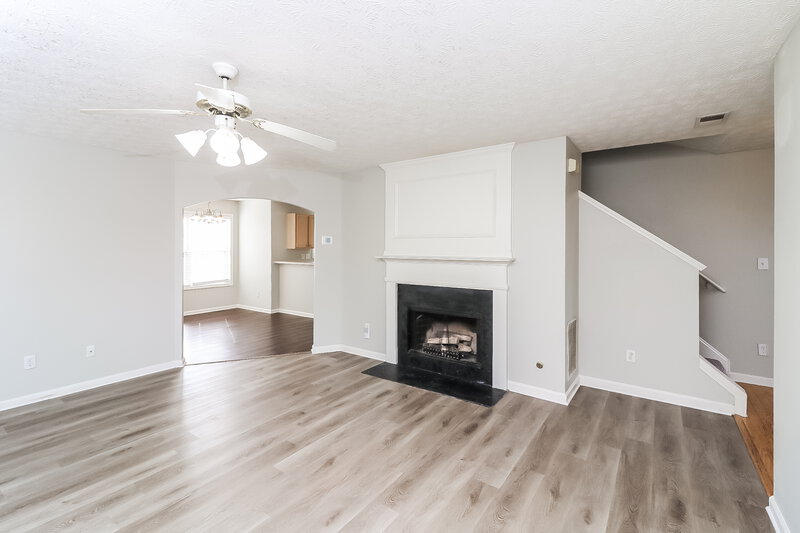 2,000/Mo, 2605 Duck Ct Austell, GA 30106 Living Room View