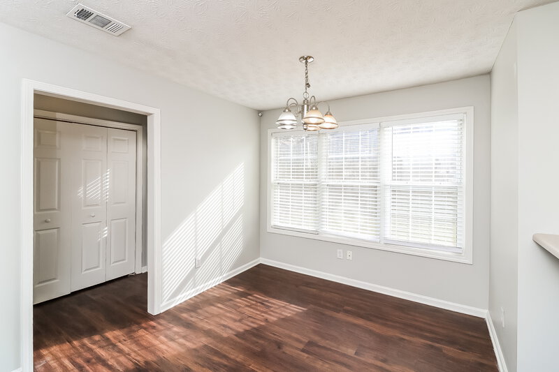 2,000/Mo, 2605 Duck Ct Austell, GA 30106 Dining Room View