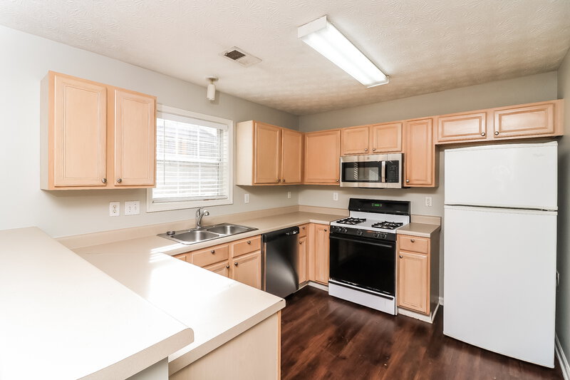 2,000/Mo, 2605 Duck Ct Austell, GA 30106 Kitchen View 2