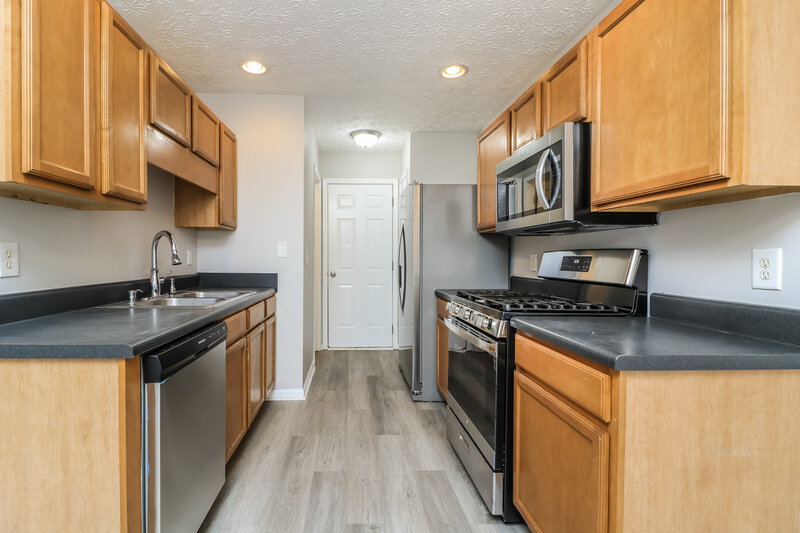 1,805/Mo, 112 Nacoochee Way Canton, GA 30114 Kitchen View