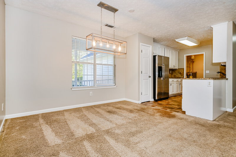 1,865/Mo, 725 Grove Pointe Cir Locust Grove, GA 30248 Dining Room View