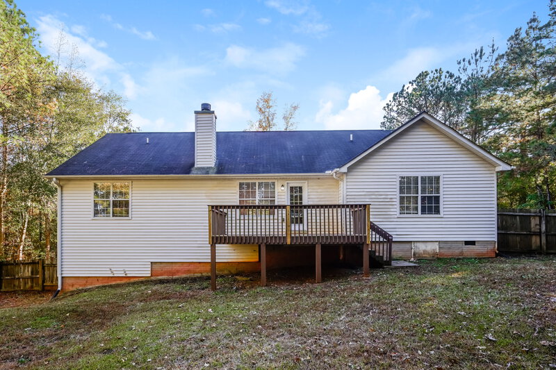1,865/Mo, 725 Grove Pointe Cir Locust Grove, GA 30248 Rear View