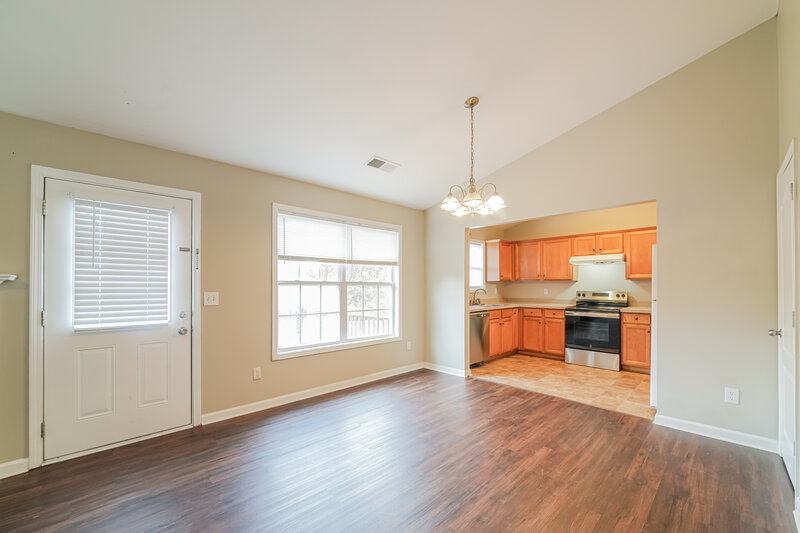 1,790/Mo, 4809 Camelot Dr Douglasville, GA 30135 Dining Room View