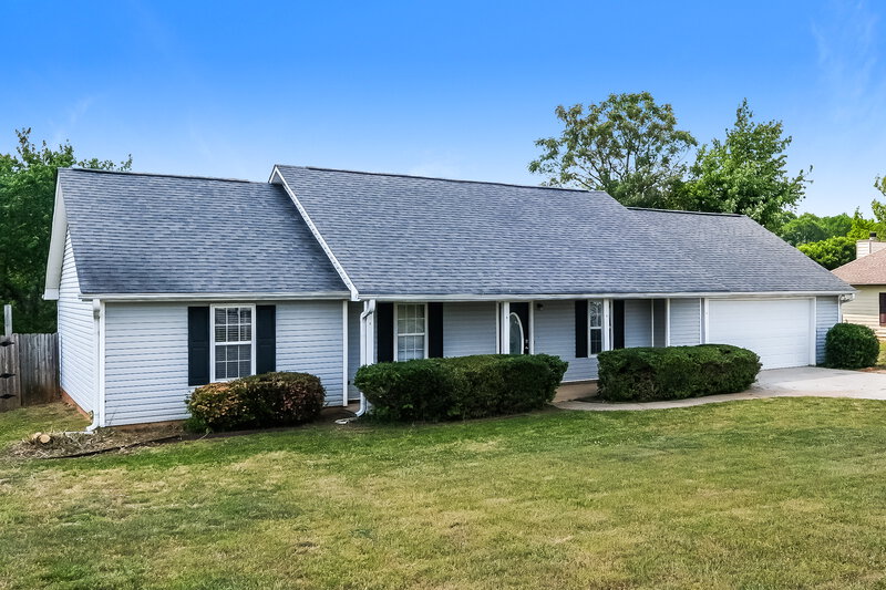 1,795/Mo, 372 Kay Dr Winder, GA 30680 Front View