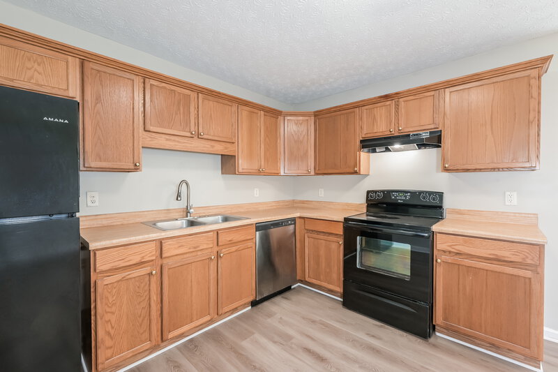 2,590/Mo, 372 Kay Dr Winder, GA 30680 Kitchen View