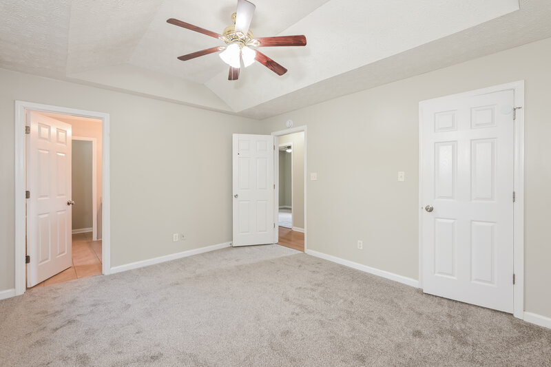 2,590/Mo, 372 Kay Dr Winder, GA 30680 Main Bedroom View