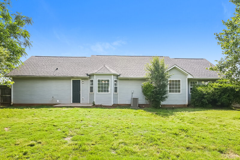 2,590/Mo, 372 Kay Dr Winder, GA 30680 Rear View