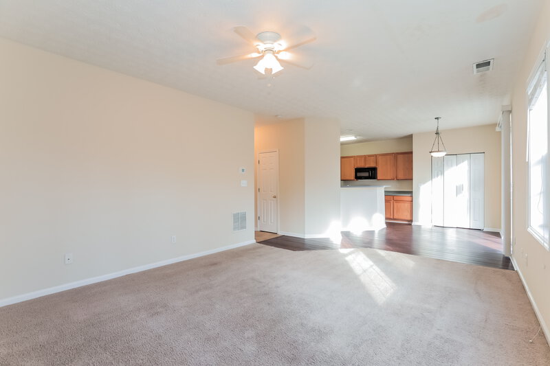 1,890/Mo, 7069 Silver Bend Overlook Austell, GA 30168 Living Room View