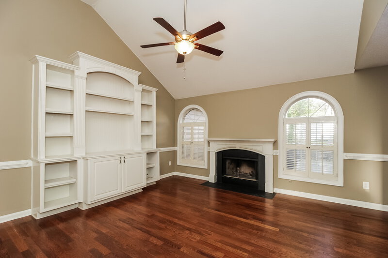 2,230/Mo, 2684 Candler Dr SW Marietta, GA 30064 Living Room View