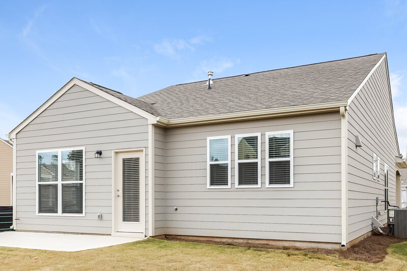 2,220/Mo, 115 Alcovy Ct Griffin, GA 30223 Rear View