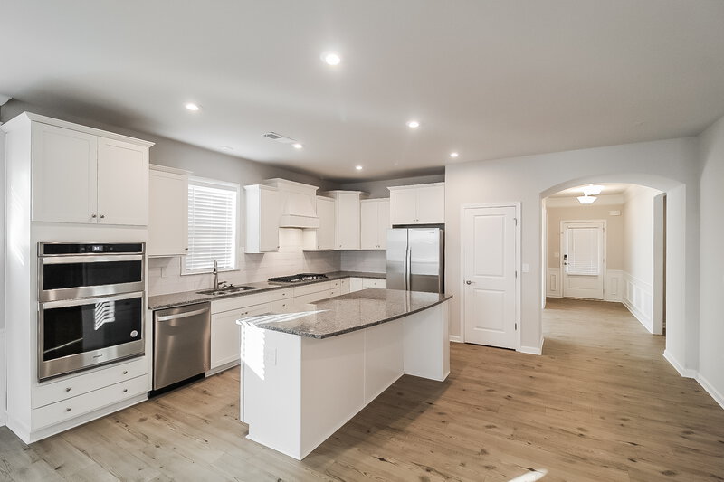 2,295/Mo, 206 Nuttall Dr Griffin, GA 30223 Kitchen View 2