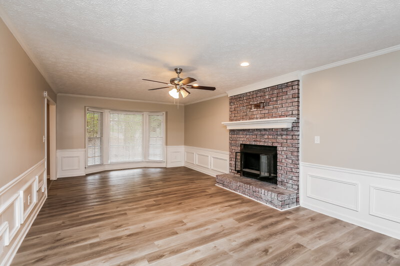 2,770/Mo, 3881 Wintergreen Ct Marietta, GA 30062 Living Room View