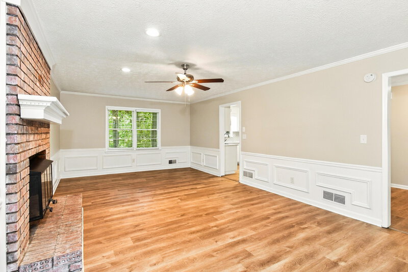 2,275/Mo, 3881 Wintergreen Ct Marietta, GA 30062 Living Room View