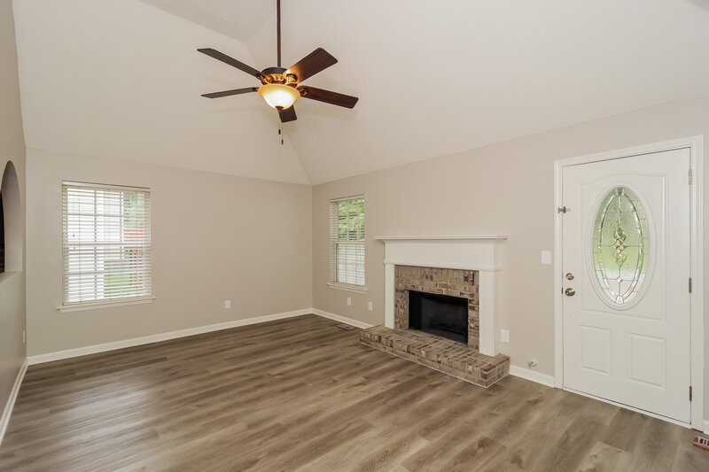2,595/Mo, 1260 Augusta Woods Dr Douglasville, GA 30134 Living Room View