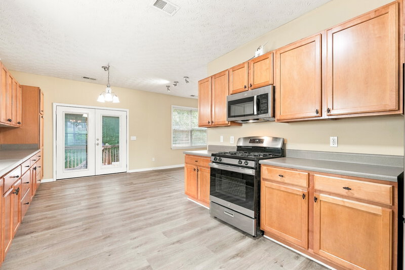 2,460/Mo, 934 Mill Creek Ave Canton, GA 30115 Kitchen View