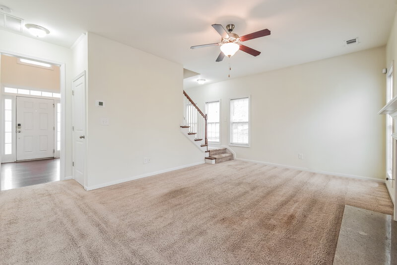 2,670/Mo, 5943 Vinings Vintage Way Mableton, GA 30126 Living Room View 2