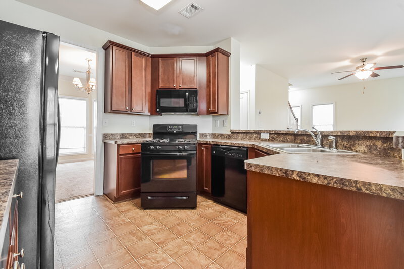 2,670/Mo, 5943 Vinings Vintage Way Mableton, GA 30126 Kitchen View