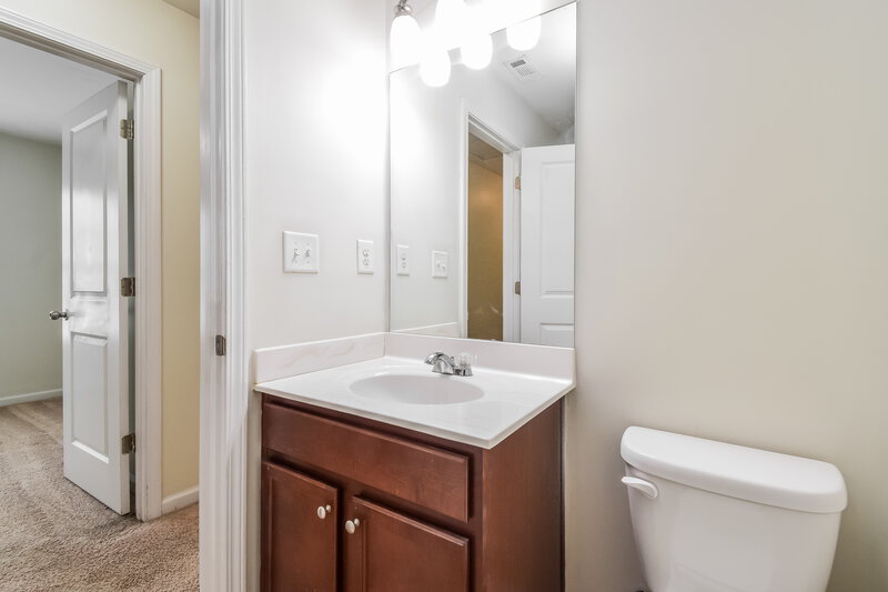 2,670/Mo, 5943 Vinings Vintage Way Mableton, GA 30126 Bathroom View