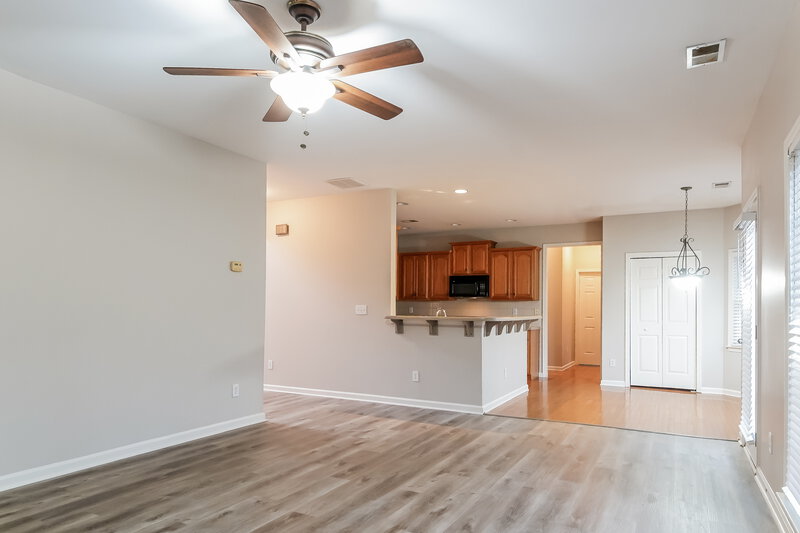 2,690/Mo, 990 Amberton Ln Powder Springs, GA 30127 Living Room View 2