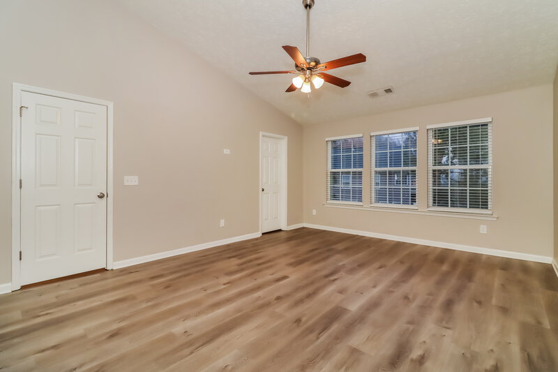 2,225/Mo, 1198 Andrews Dr Lithia Springs, GA 30122 Main Bedroom View