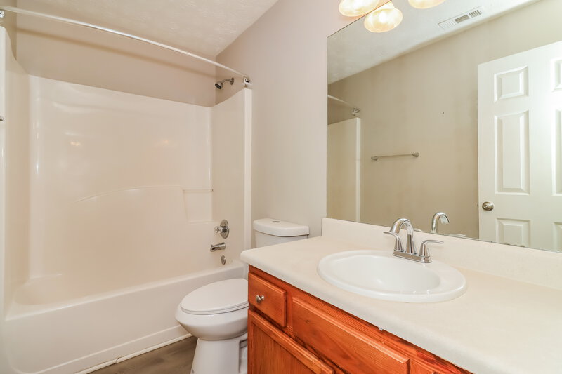 2,225/Mo, 1198 Andrews Dr Lithia Springs, GA 30122 Bathroom View